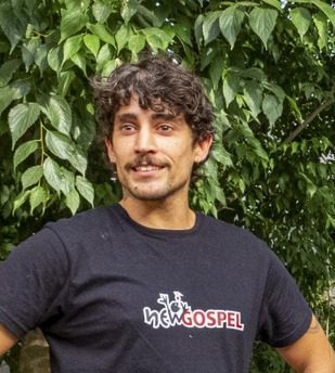 Daniel Flores